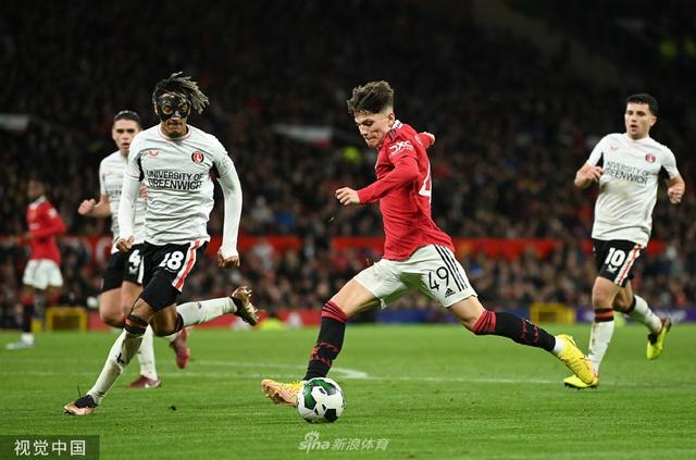 中坚持自己 中坚持自己