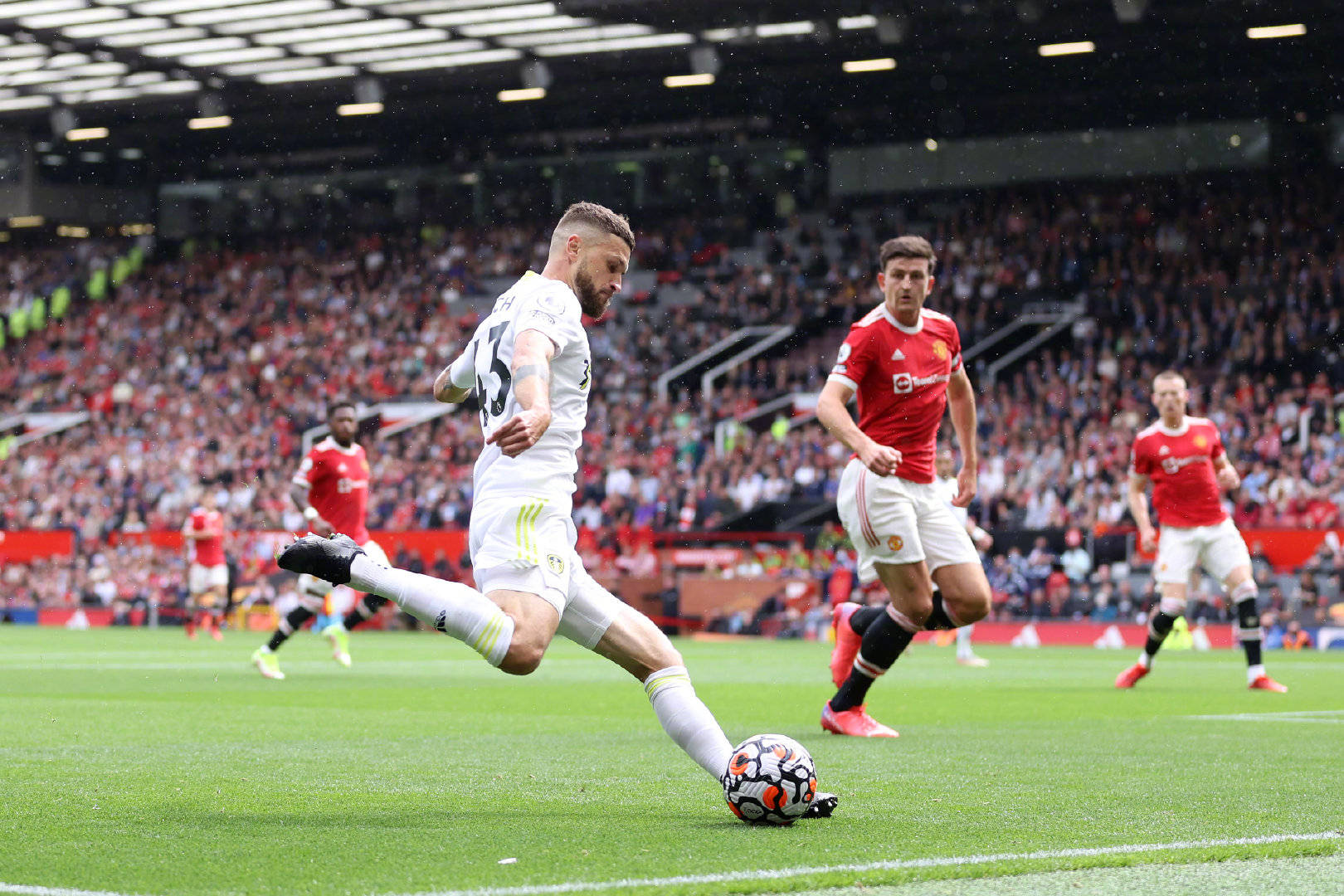 中迎难而上 中迎难而上